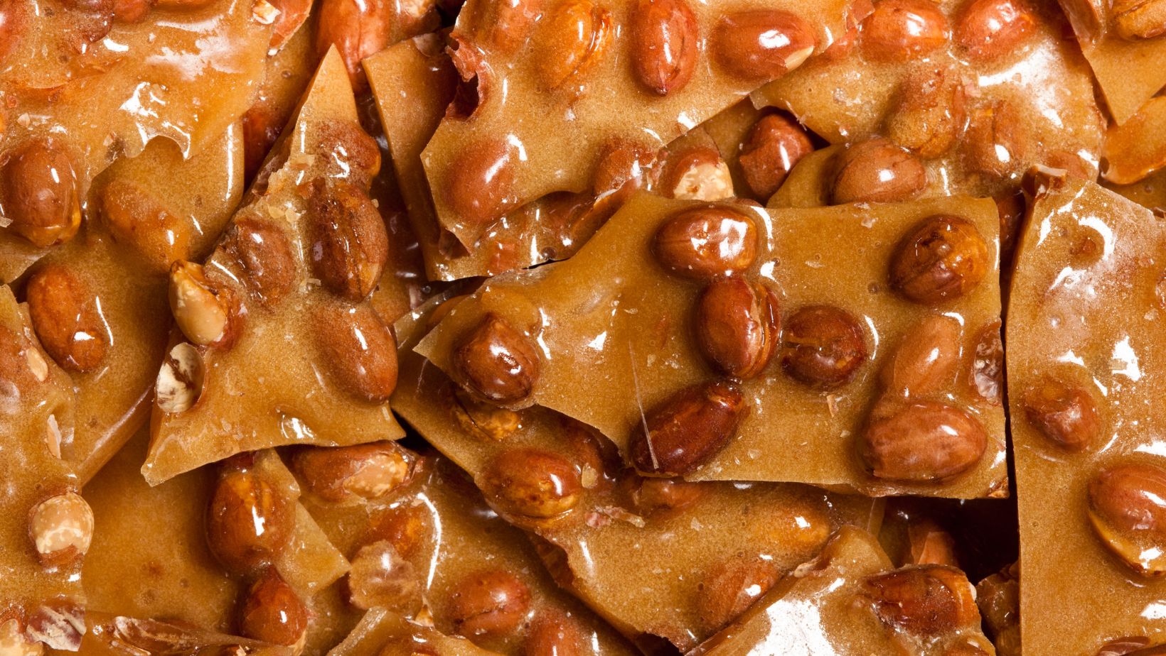 Peanut Brittle: Unraveling the Sweet, Crunchy History and Its Irresistible Appeal